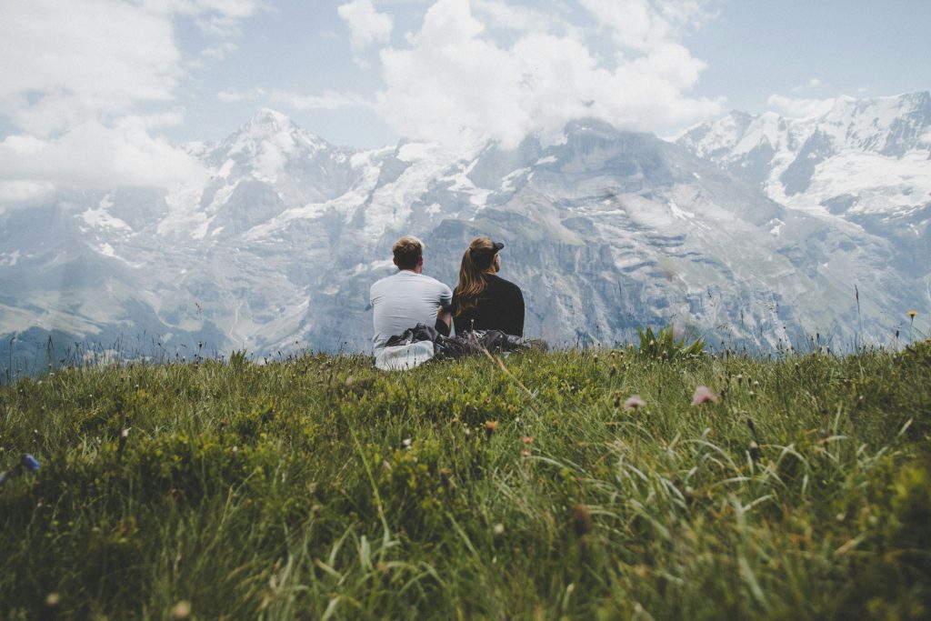 pareja en el campo