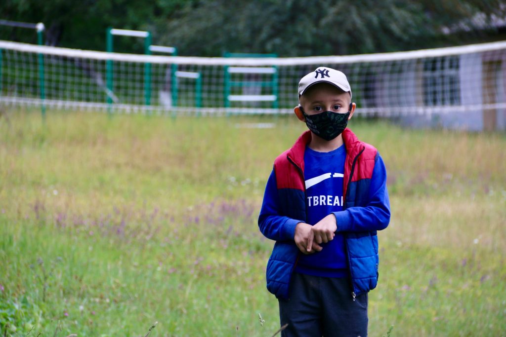 niño tímido o introvertido